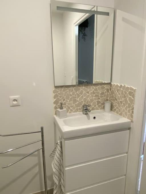 Appart Renove En Duplex Avec Terrasse Et Garage Bouleurs Bagian luar foto